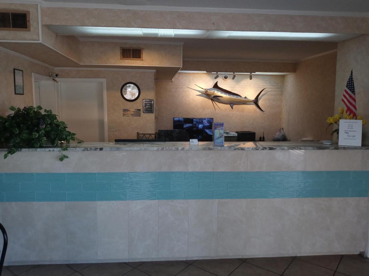 Hole Inn The Wall Hotel - Fort Walton Beach - Sunset Plaza - Nearby Beaches & Hurlburt Exterior foto