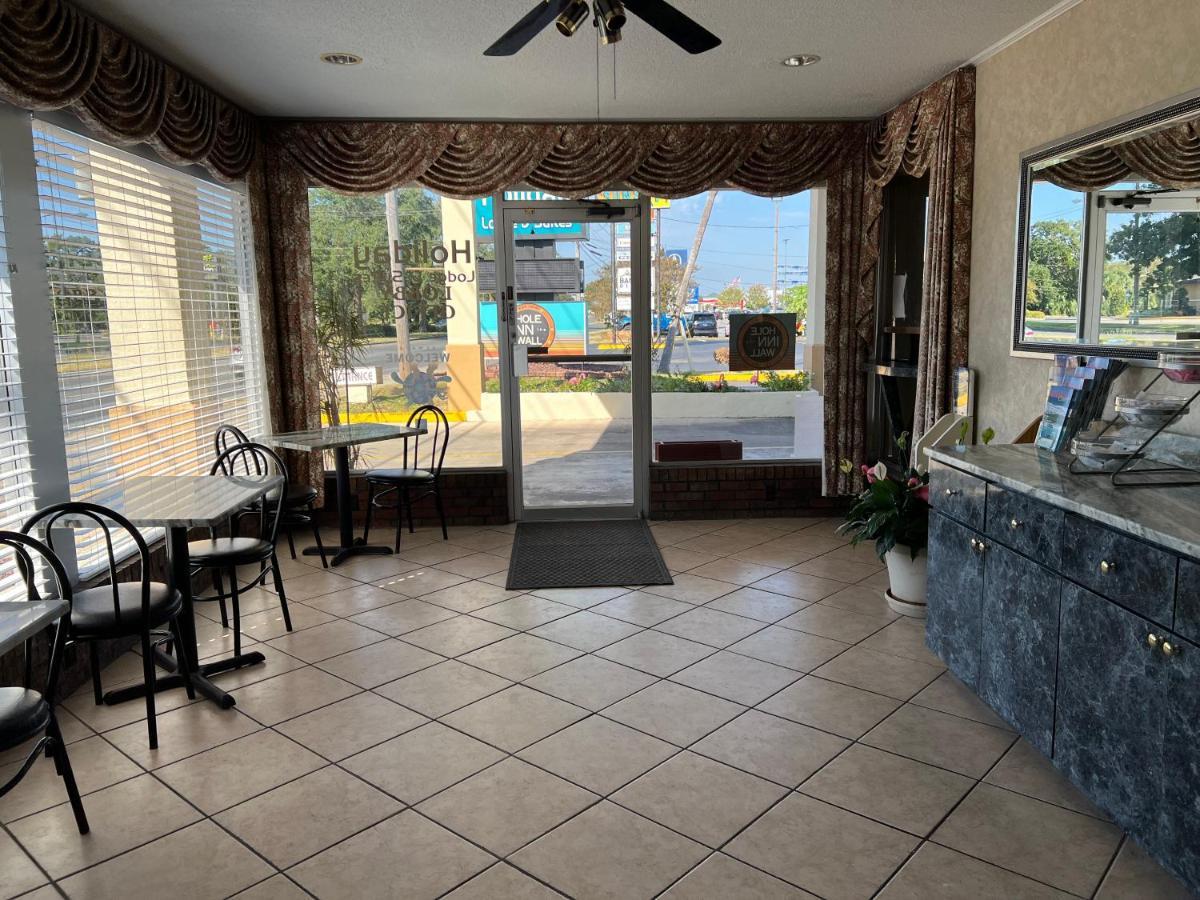 Hole Inn The Wall Hotel - Fort Walton Beach - Sunset Plaza - Nearby Beaches & Hurlburt Exterior foto